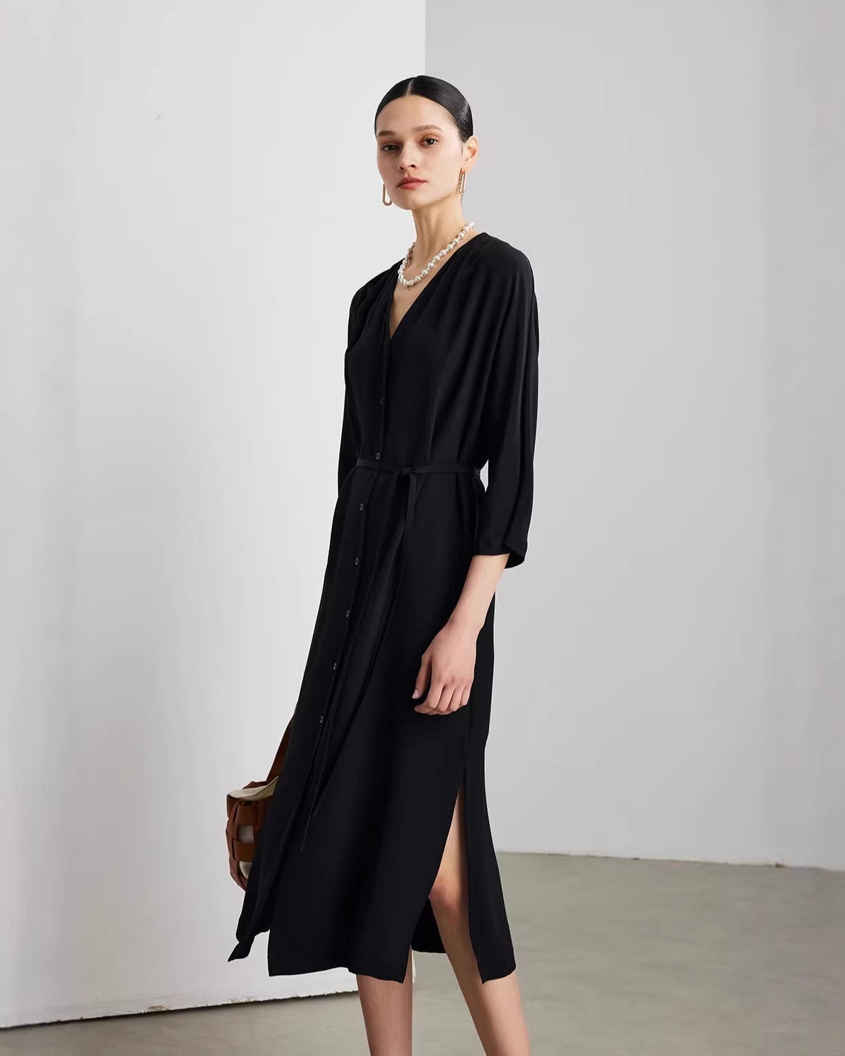 Elegant And Versatile Silk V-Neck Dress