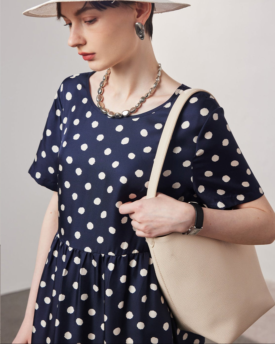 Loose-Fitting Short-Sleeve Silk Dress