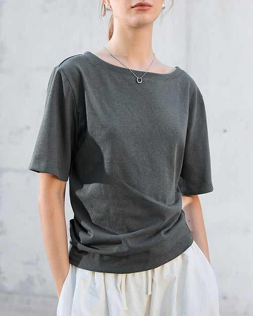 Elevate your casual wardrobe with our relaxed boat neck cotton tee.