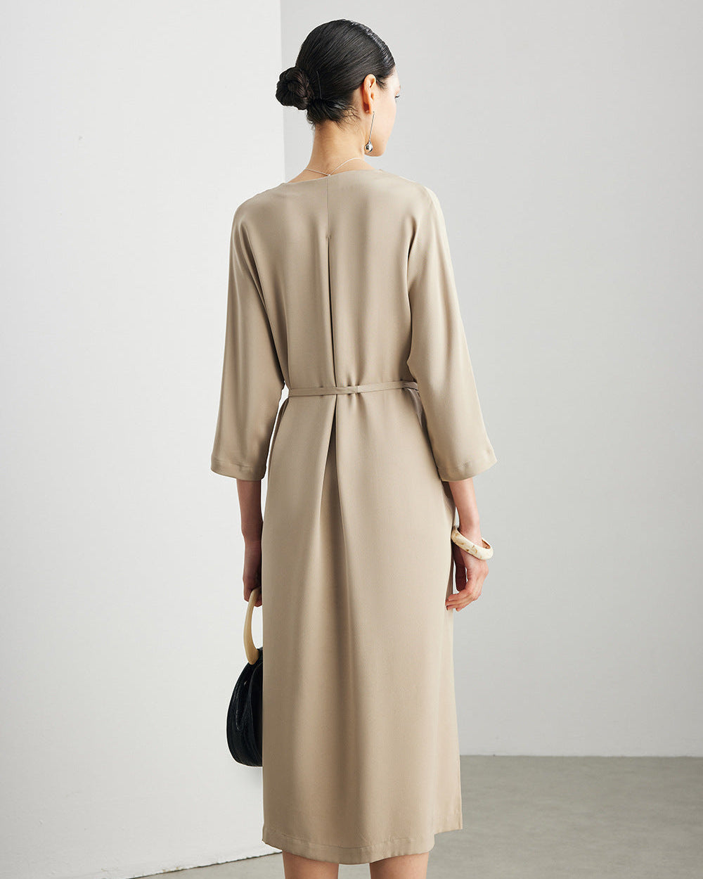 Elegant And Versatile Silk V-Neck Dress