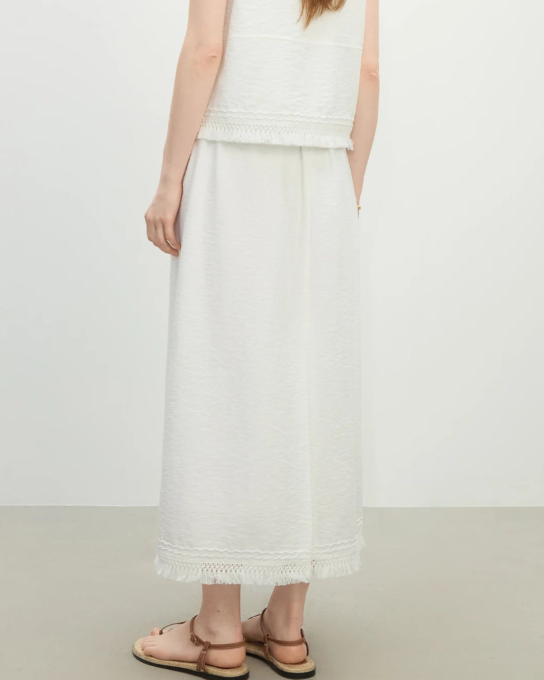 Loose-Fit Solid-Color A-Line Knit Skirt