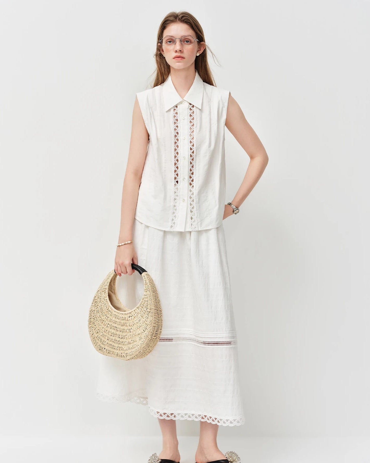 Lace-Trimmed V-Neck Cotton Shirt