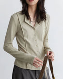 Slim-Fit V-Neck Single-Breasted Shirt
