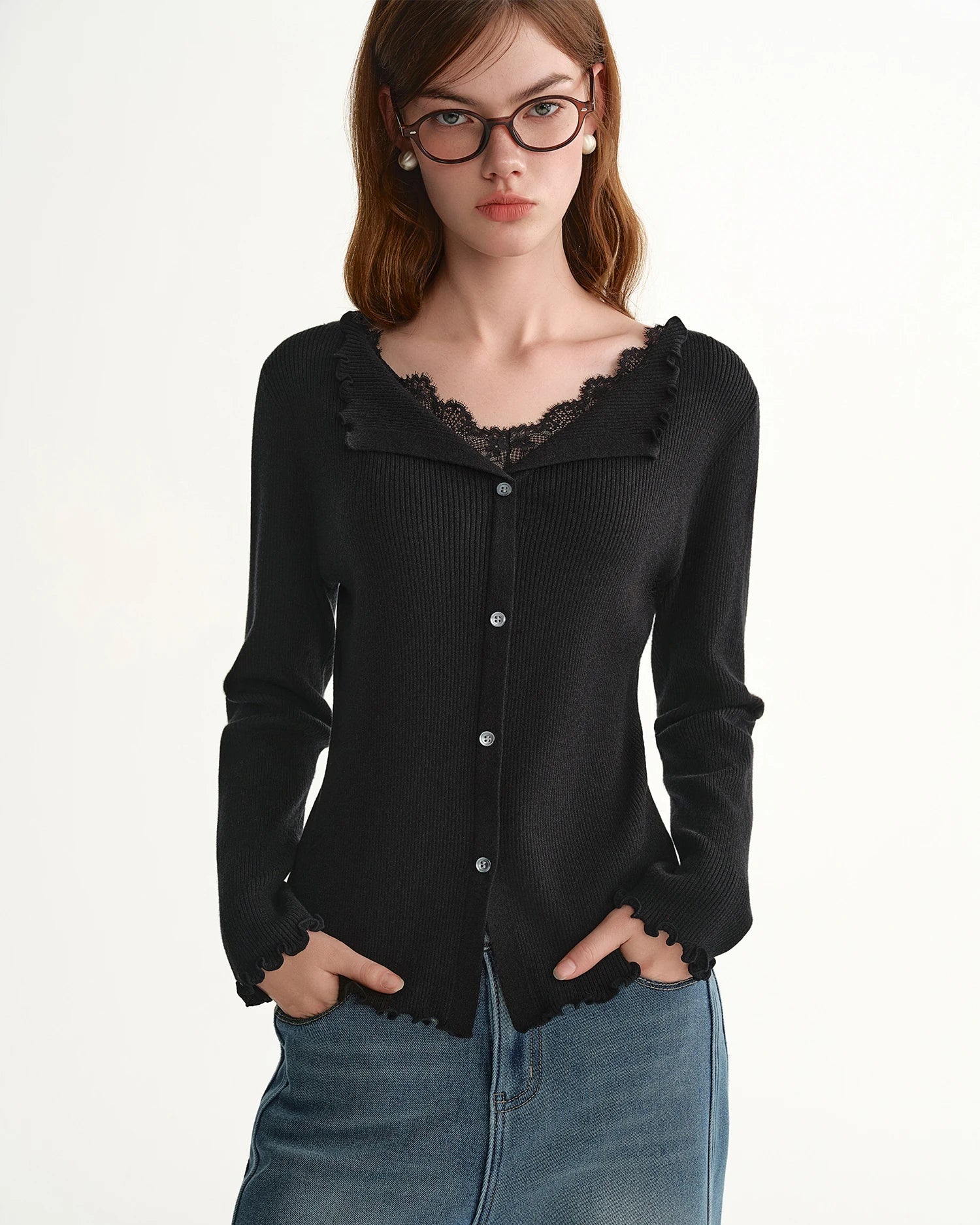 Black / M
