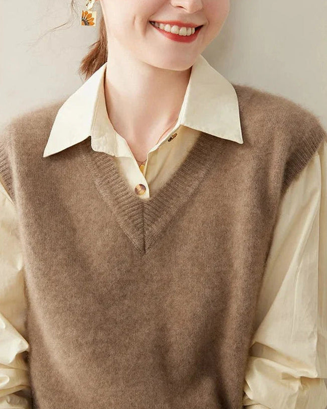 100% Cashmere V-Neck Pullover Vest