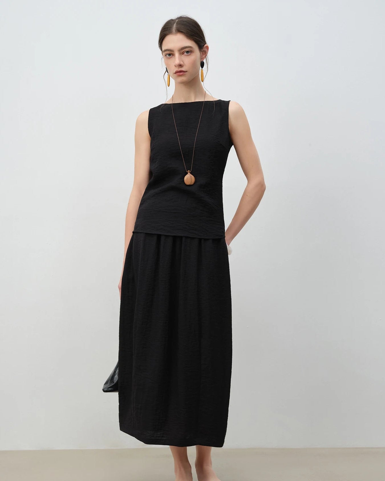 Linen Blend Sleeveless Crew Neck Vest