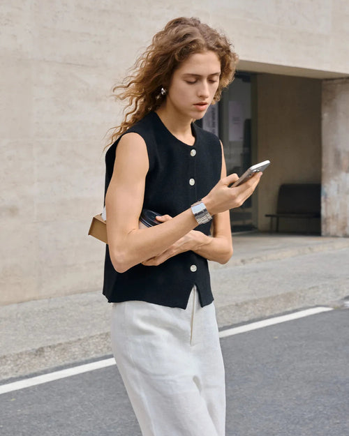 Retro Round Neck Button Sleeveless Vest