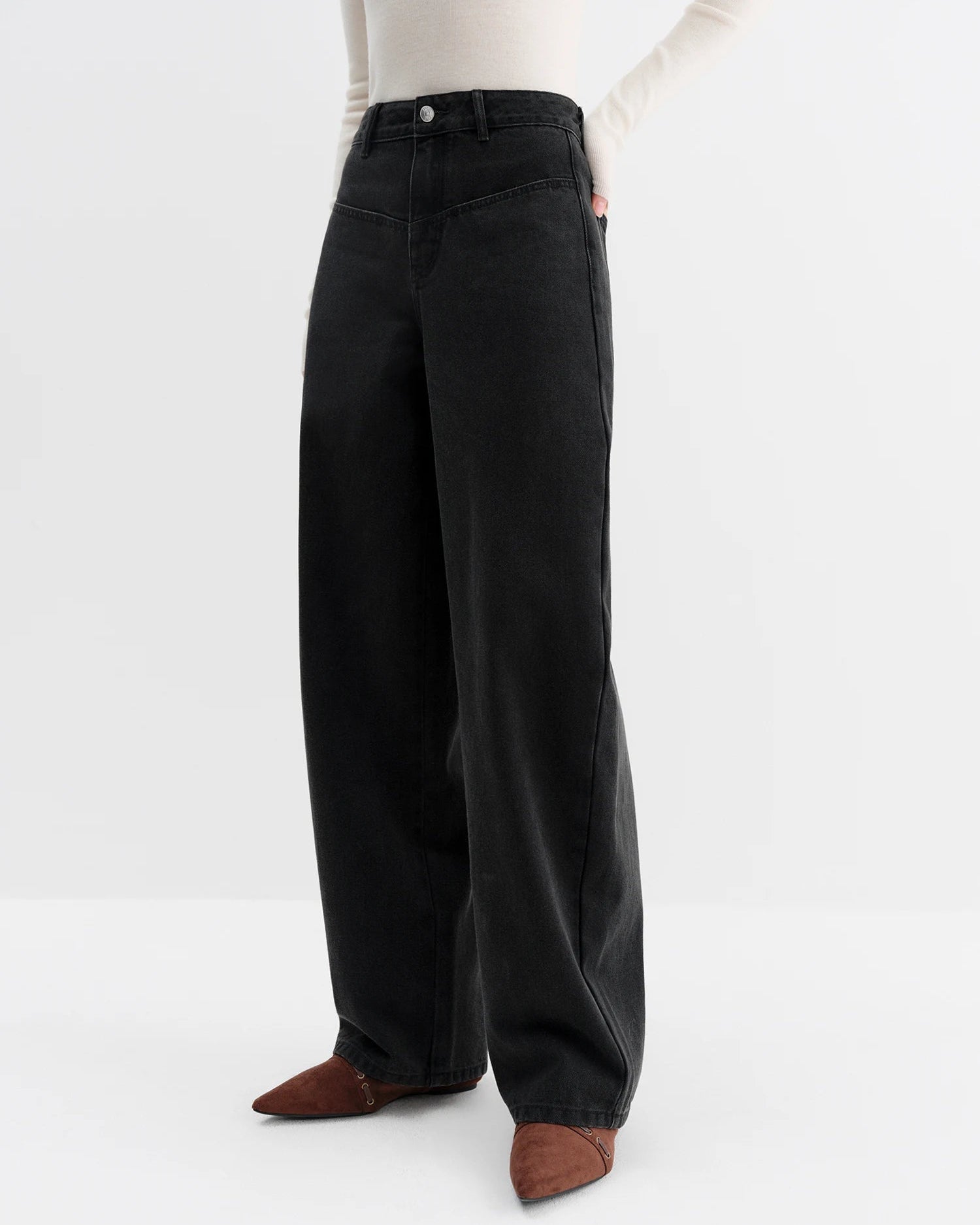 Retro High-Waisted Wide-Leg Jeans