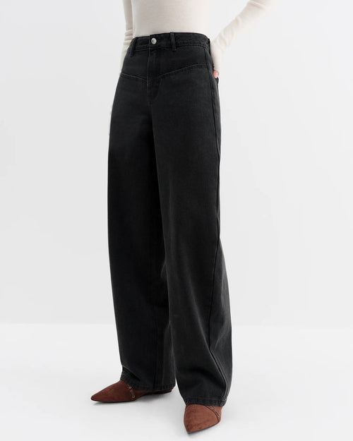 Retro High-Waisted Wide-Leg Jeans