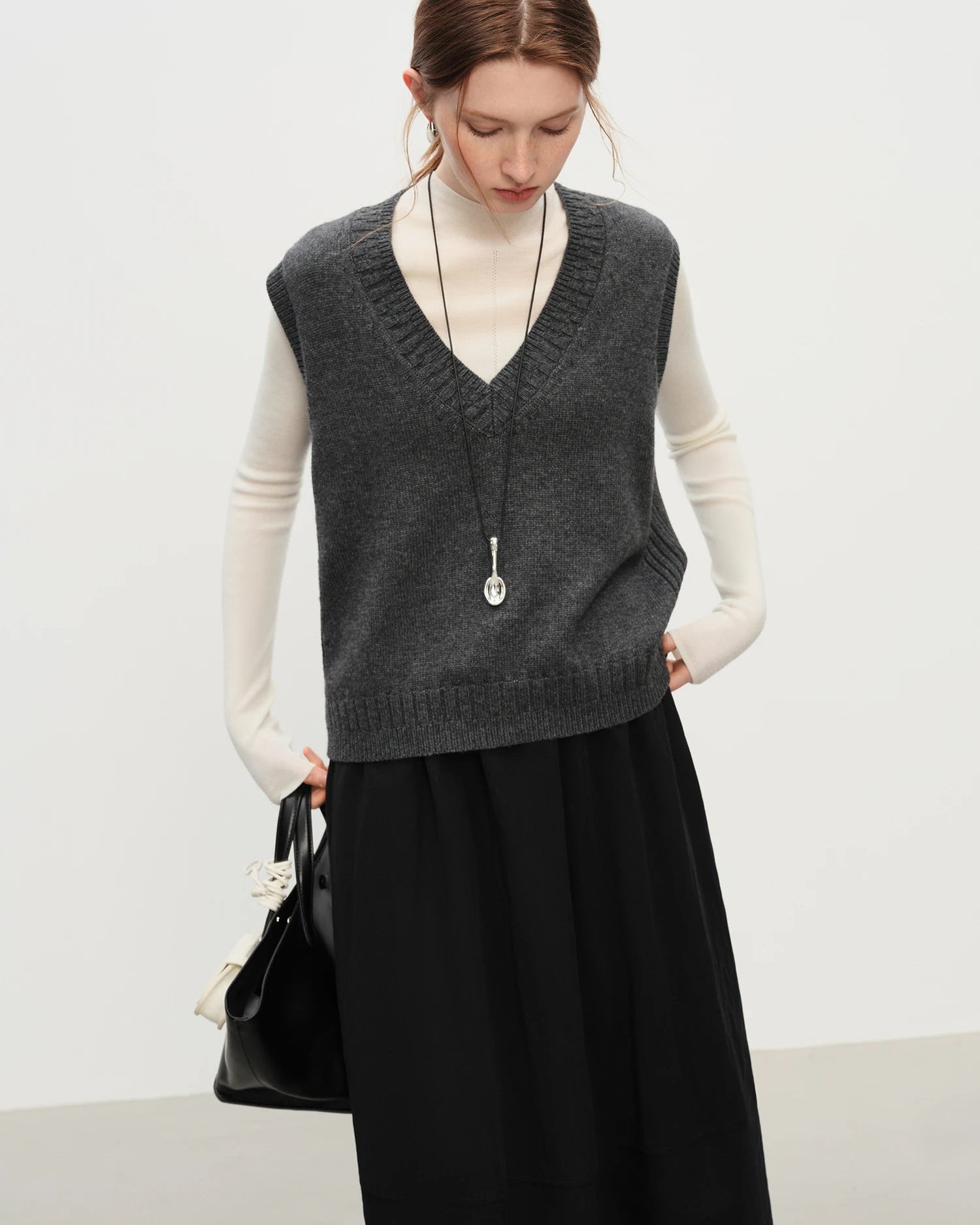 Wool Knit V-Neck Sleeveless Vest
