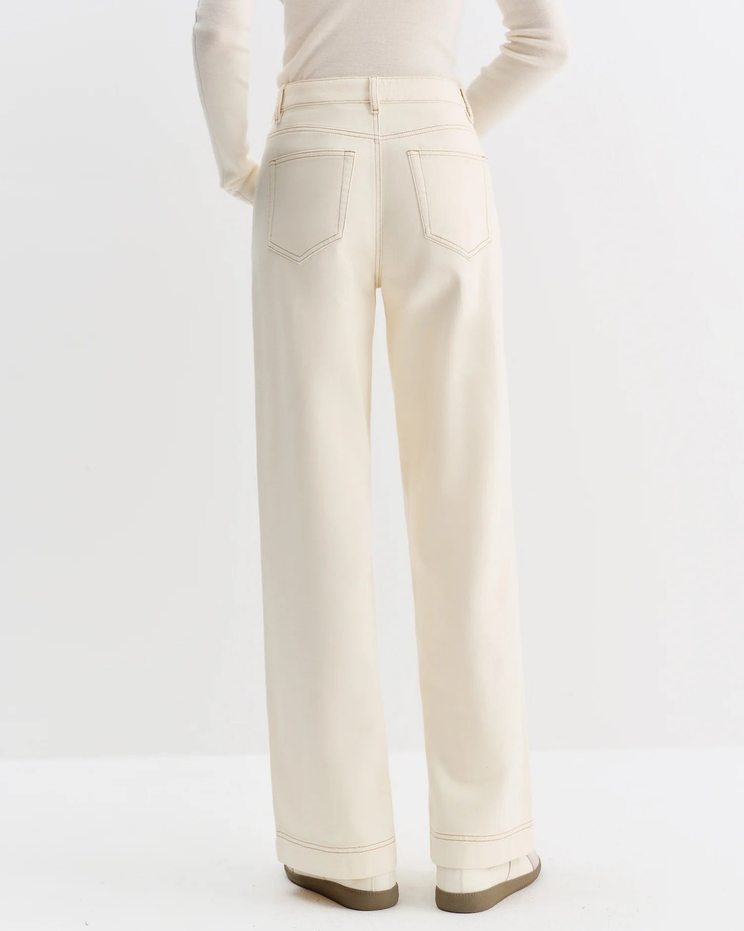 High-Waisted Straight-Leg Cropped Jeans