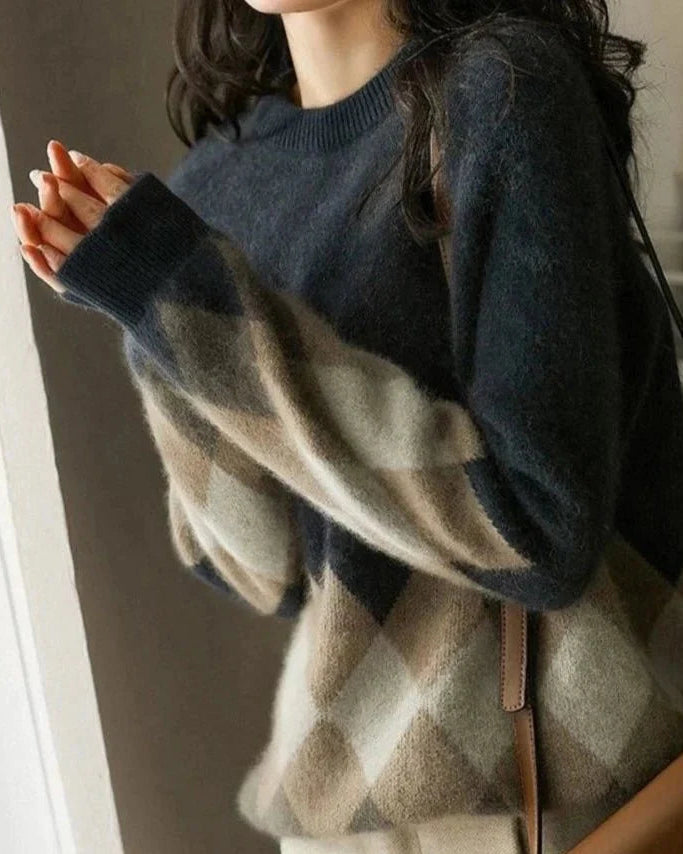 Round Neck Patchwork Pullover Sweater