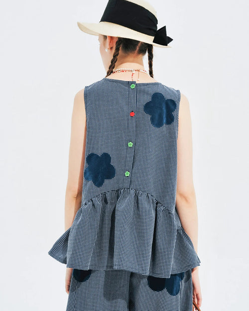 Textured Applique Knit Casual Vest