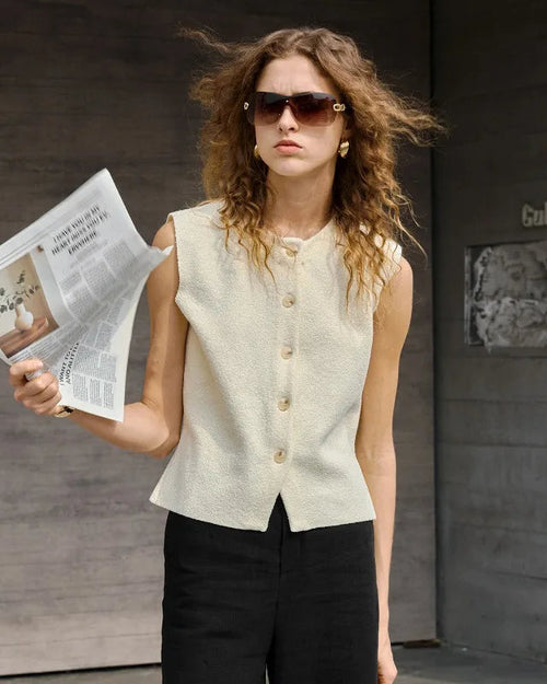 Retro Round Neck Button Sleeveless Vest