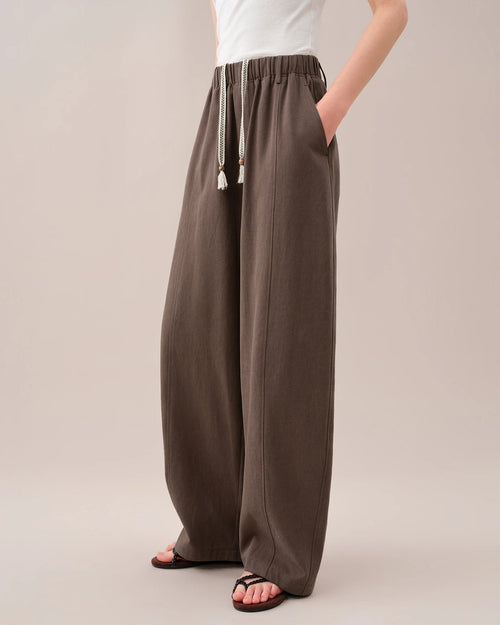 High-Waisted Loose-Fitting Curved Pants