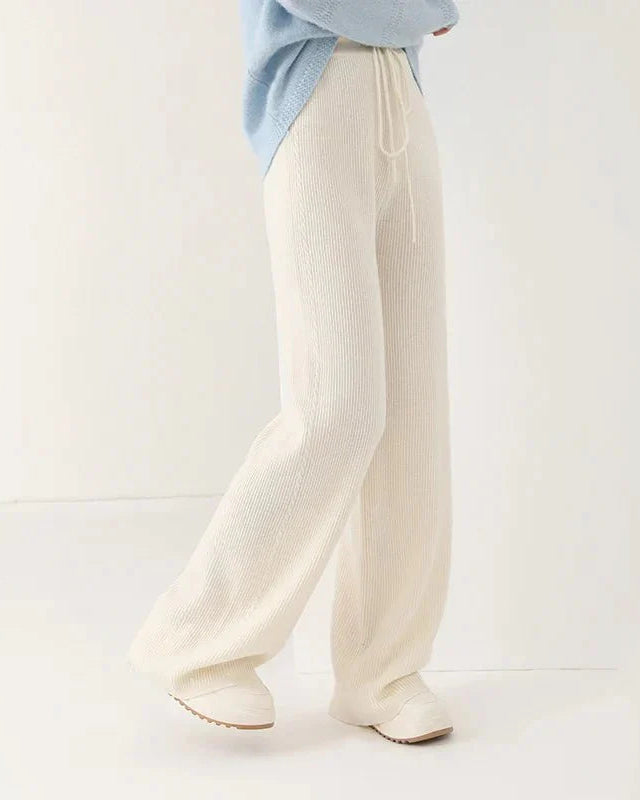 White / S