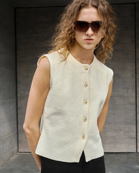 Retro Round Neck Button Sleeveless Vest