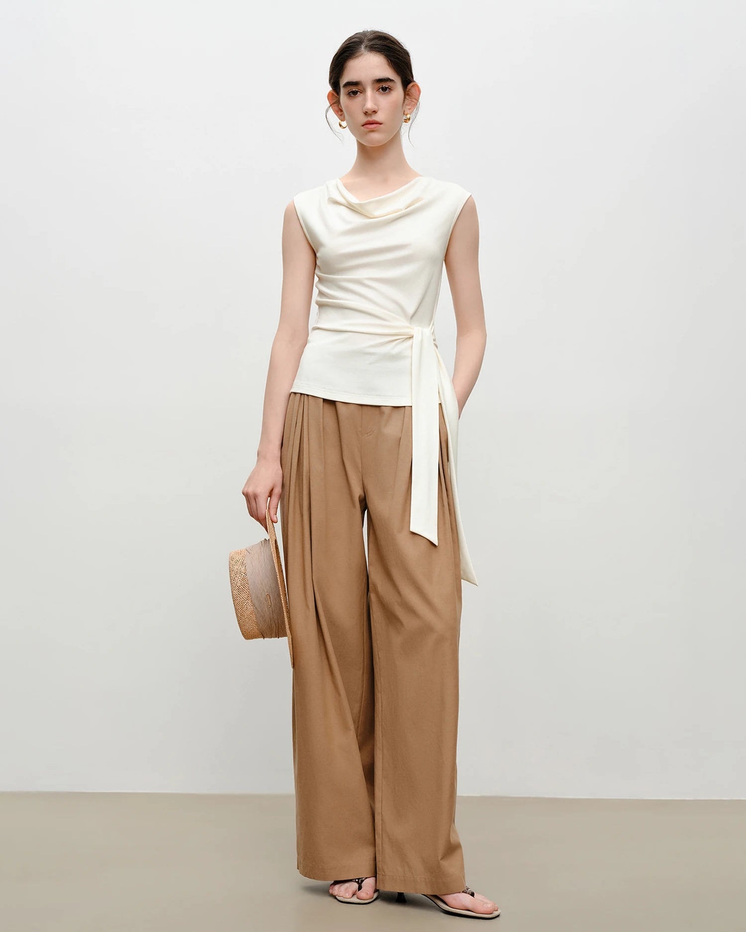 Pleated V-Neck Sleeveless Knit T-Shirt