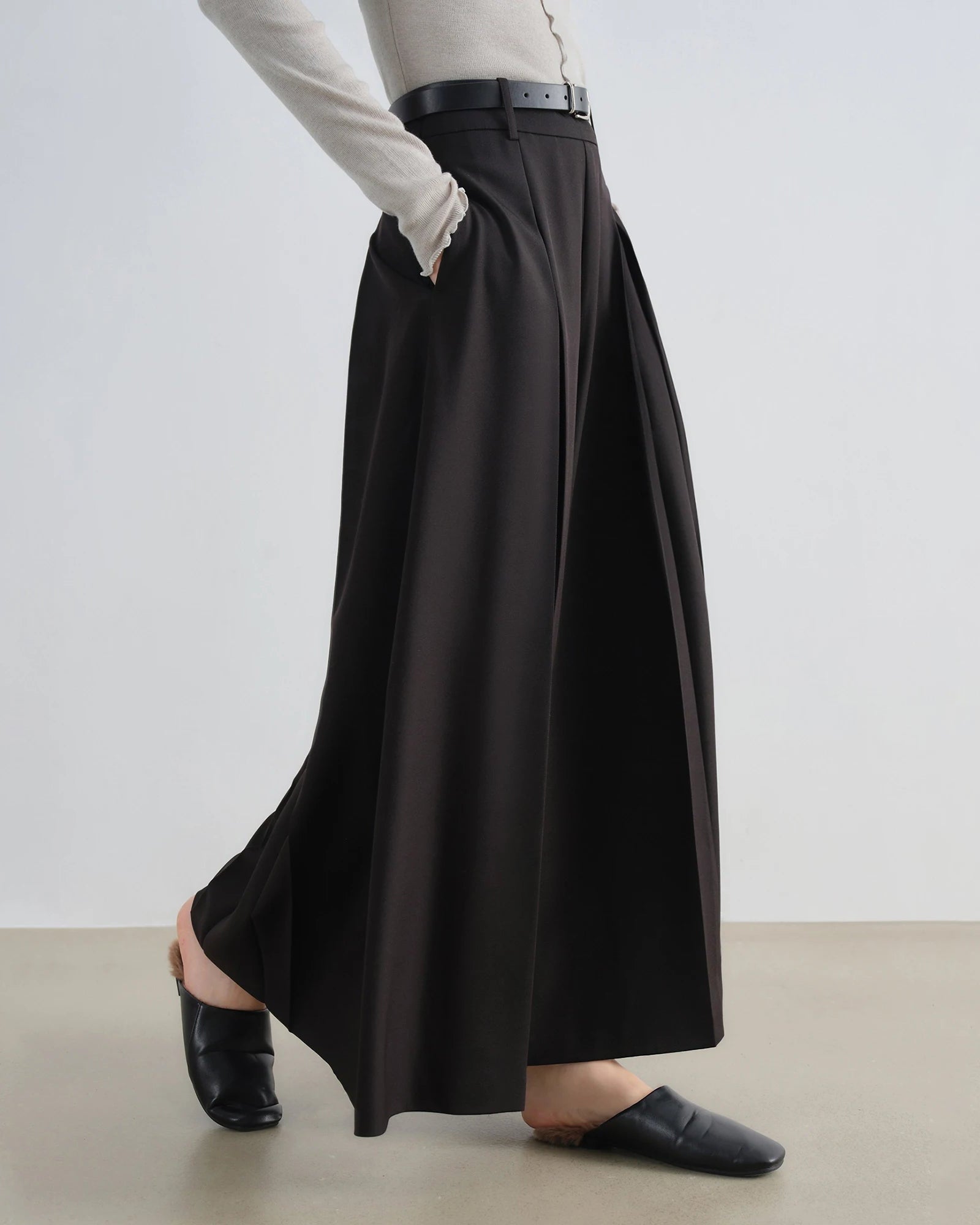 High-Waisted Pleated Wide-Leg Pants