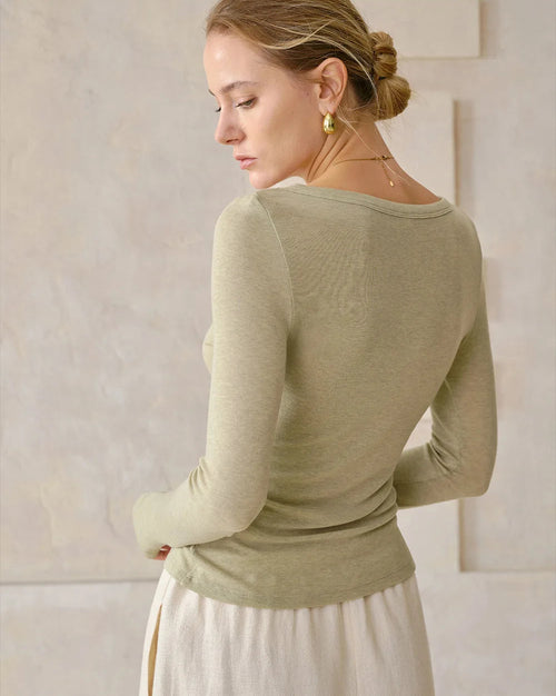 Off-The-Shoulder Slim-Fit Long-Sleeved T-Shirt