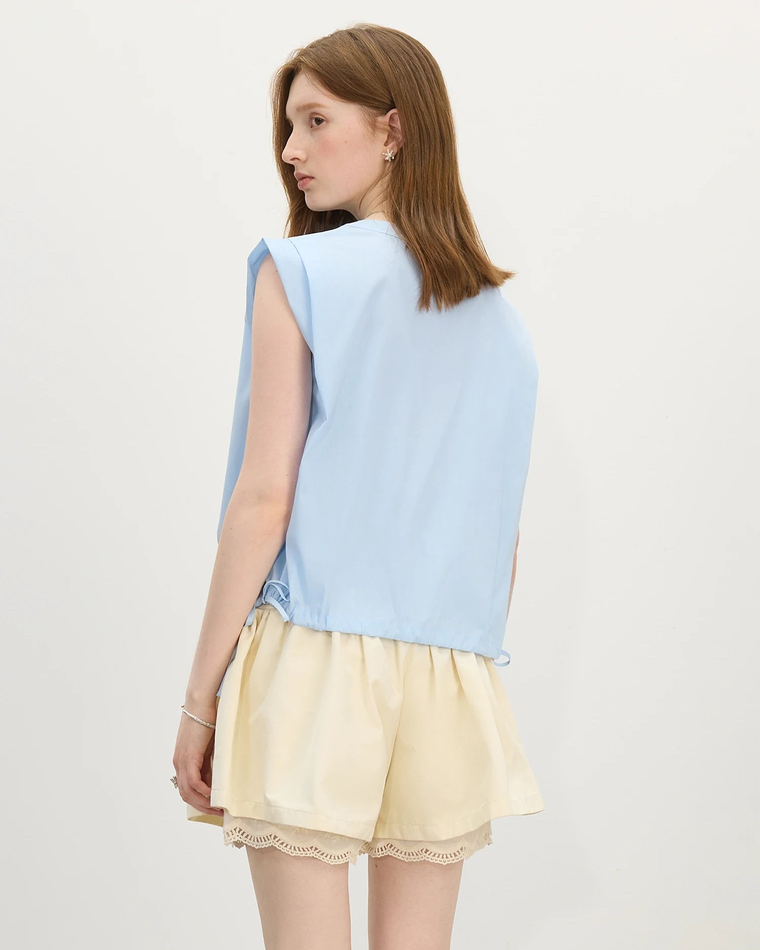 Straight Shoulder V-Neck Sleeveless Blouse