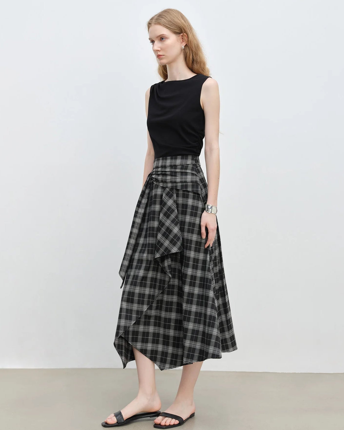 Asymmetrical Hem High-Waisted A-Line Skirt