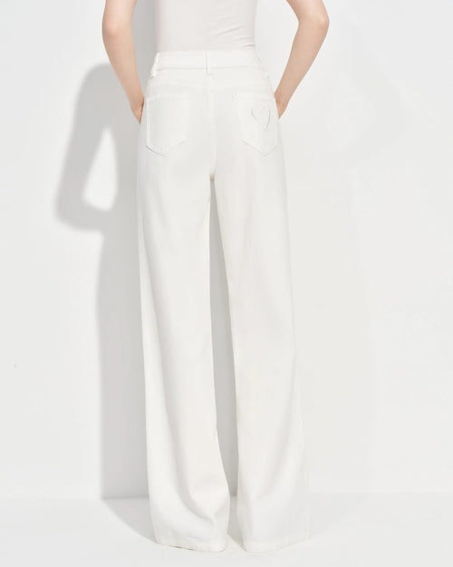 Loose-Fitting High-Waisted Straight-Leg Jeans