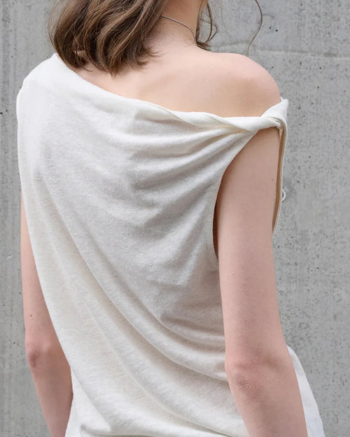 Irregular One-Shoulder Sleeveless T-Shirt