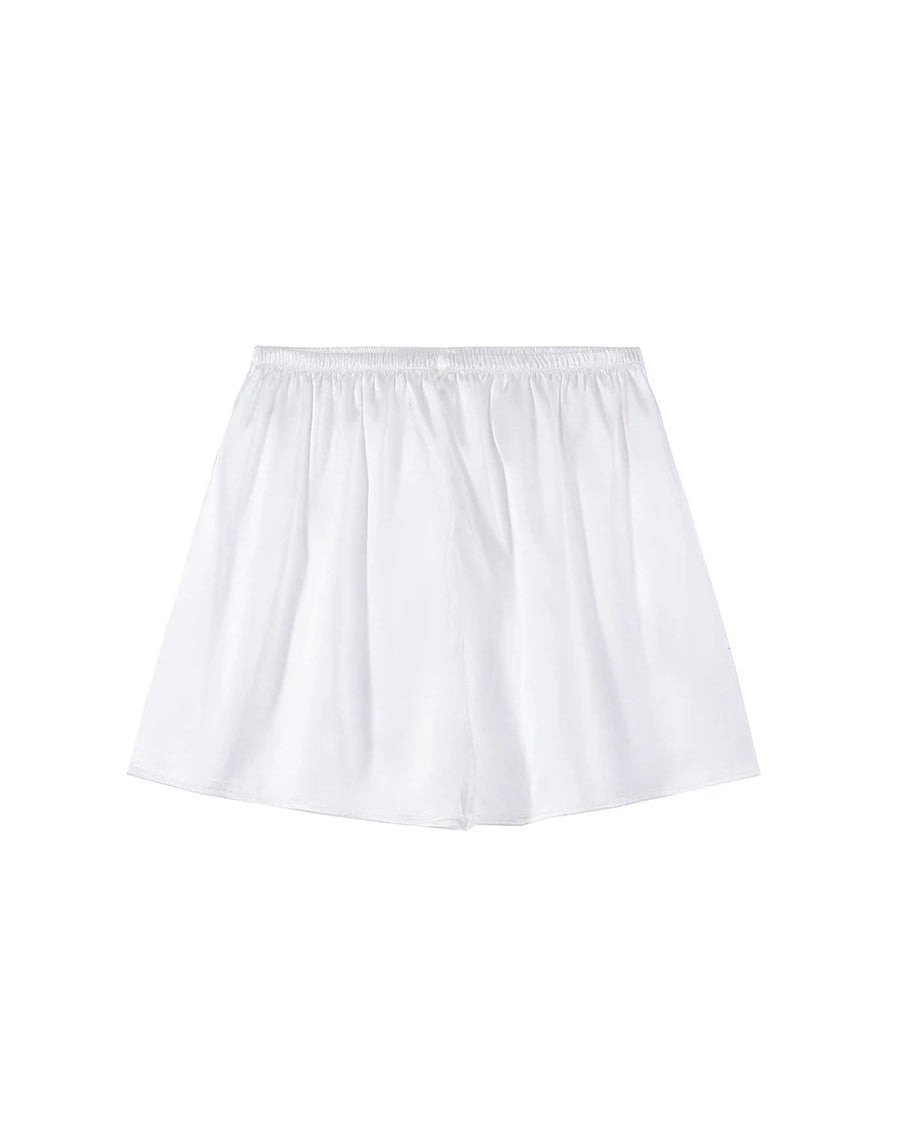 White / M