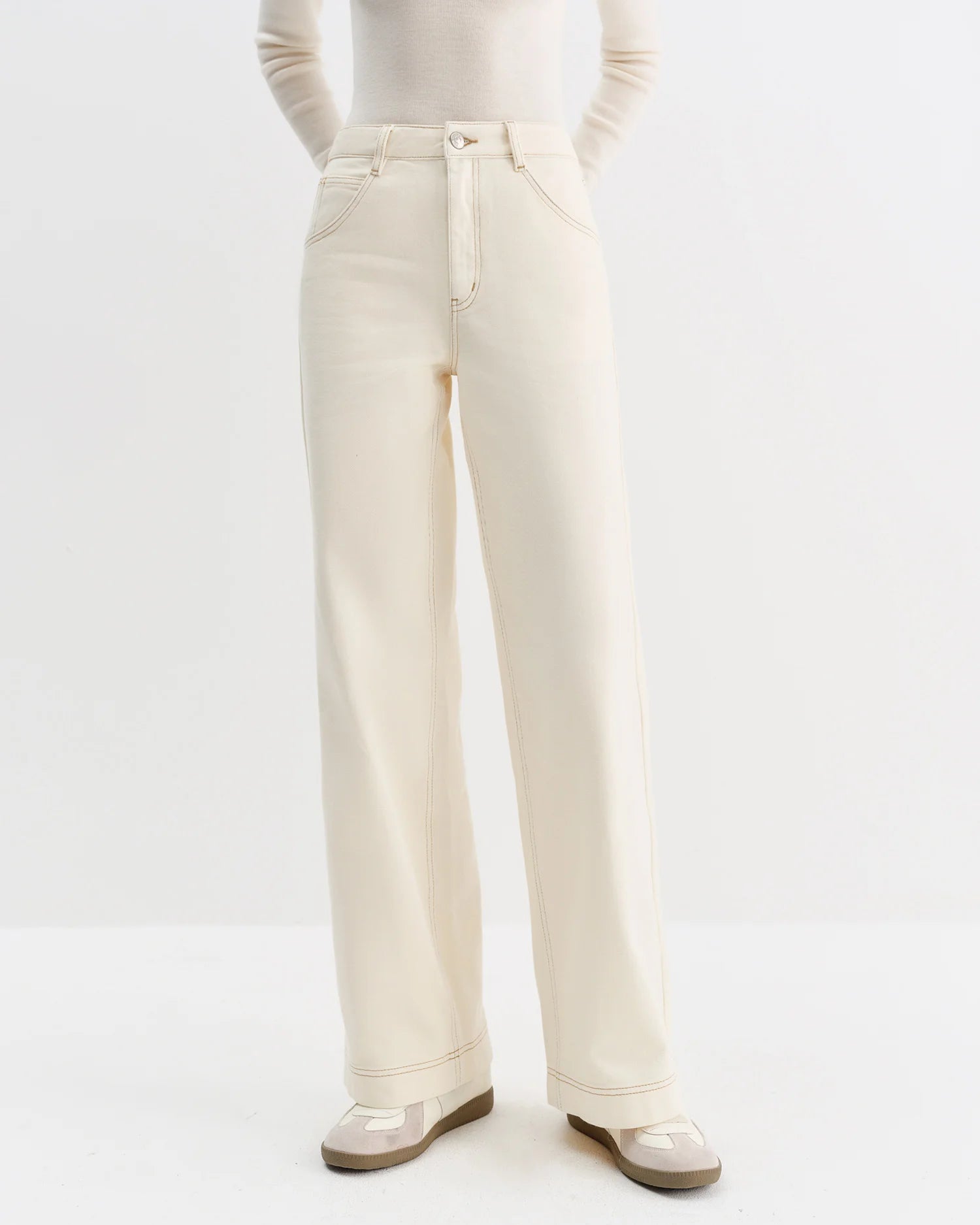 High-Waisted Straight-Leg Cropped Jeans