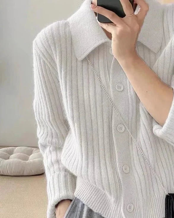 White / S