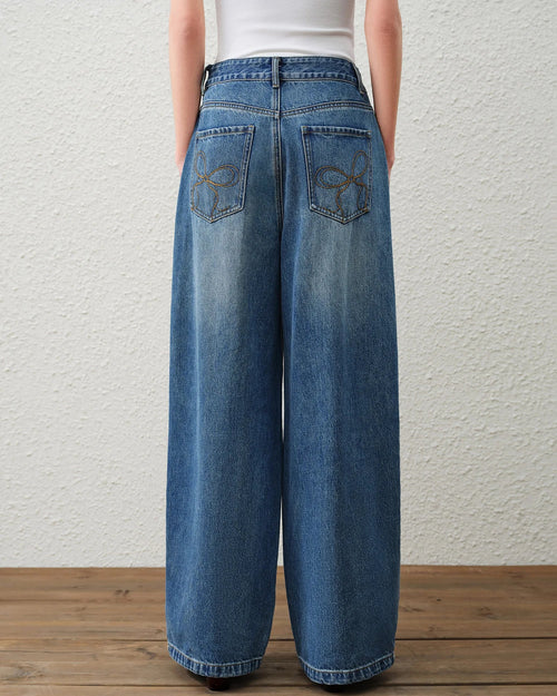 High-Waisted Straight-Leg Curved Jeans