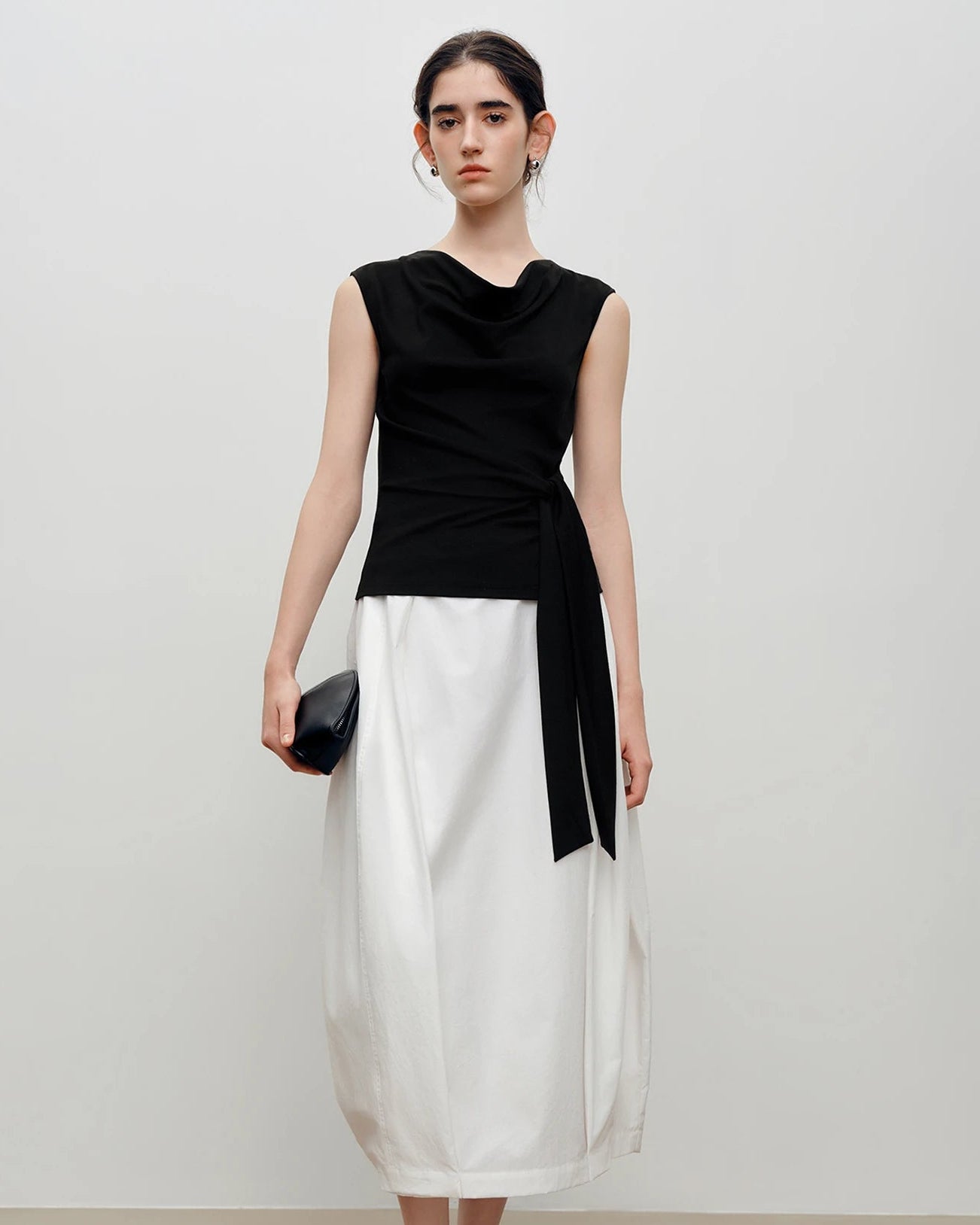 Pleated V-Neck Sleeveless Knit T-Shirt
