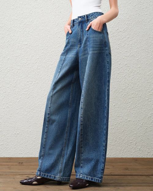 High-Waisted Straight-Leg Curved Jeans