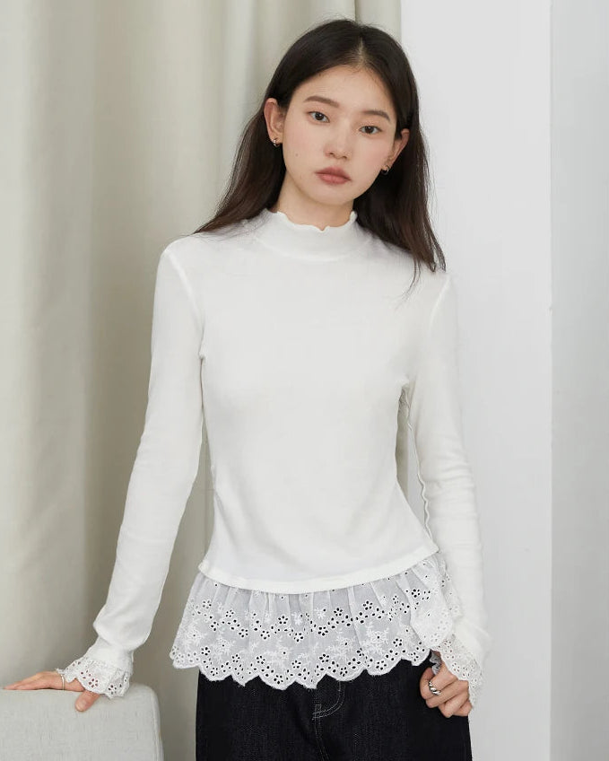 High-Neck Slim-Fit T-Shirt With Spliced Hem