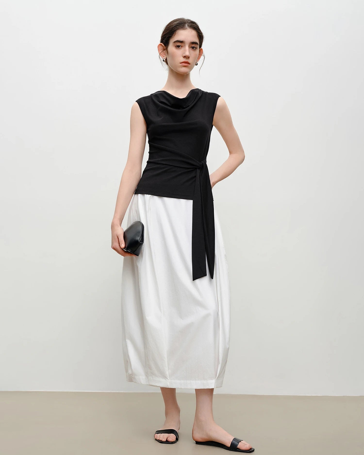 Pleated V-Neck Sleeveless Knit T-Shirt