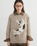 Relaxed-fit round neck knit sweater for women. A soft, slightly stretchy pullover perfect for autumn and winter layering. 