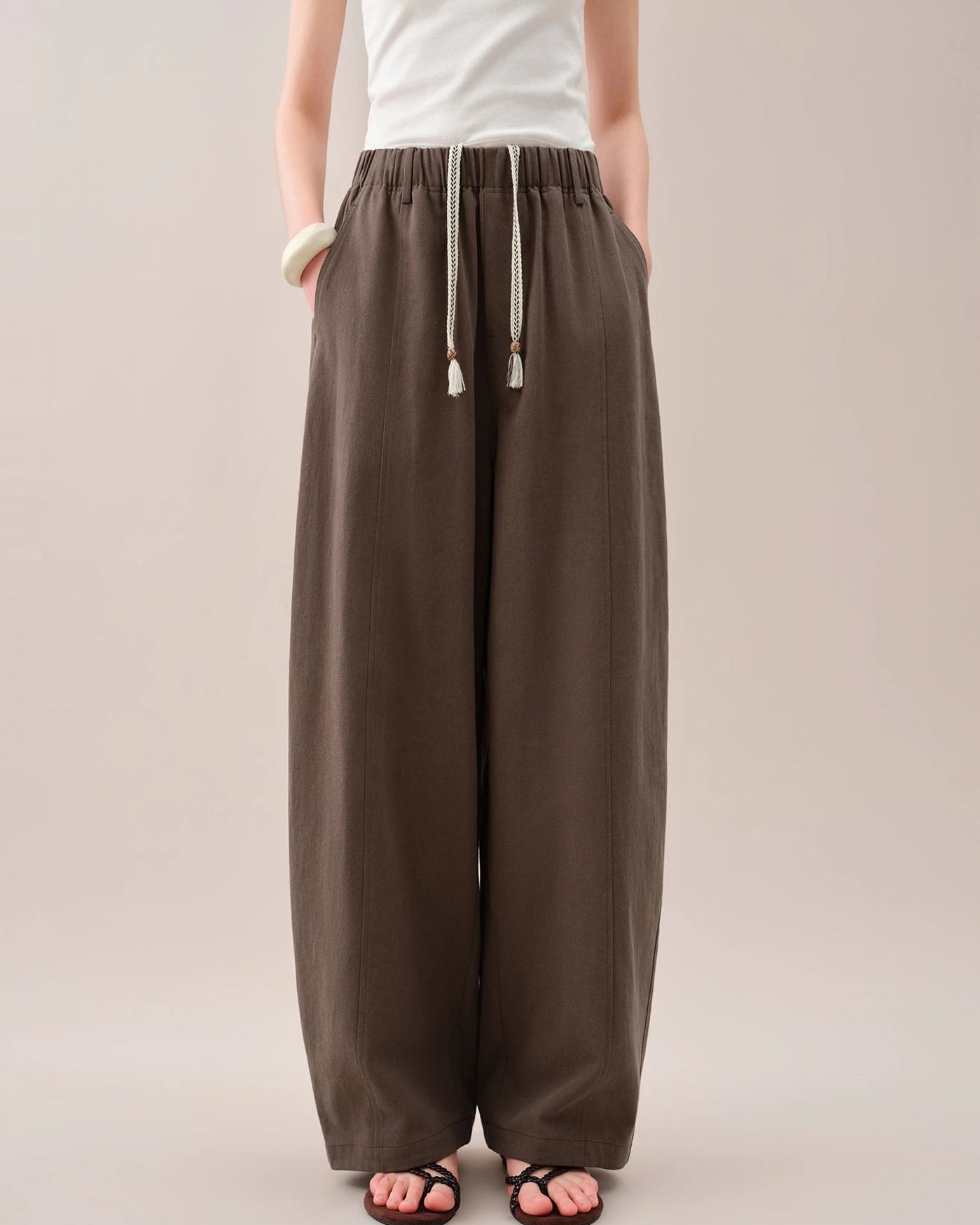 High-Waisted Loose-Fitting Curved Pants