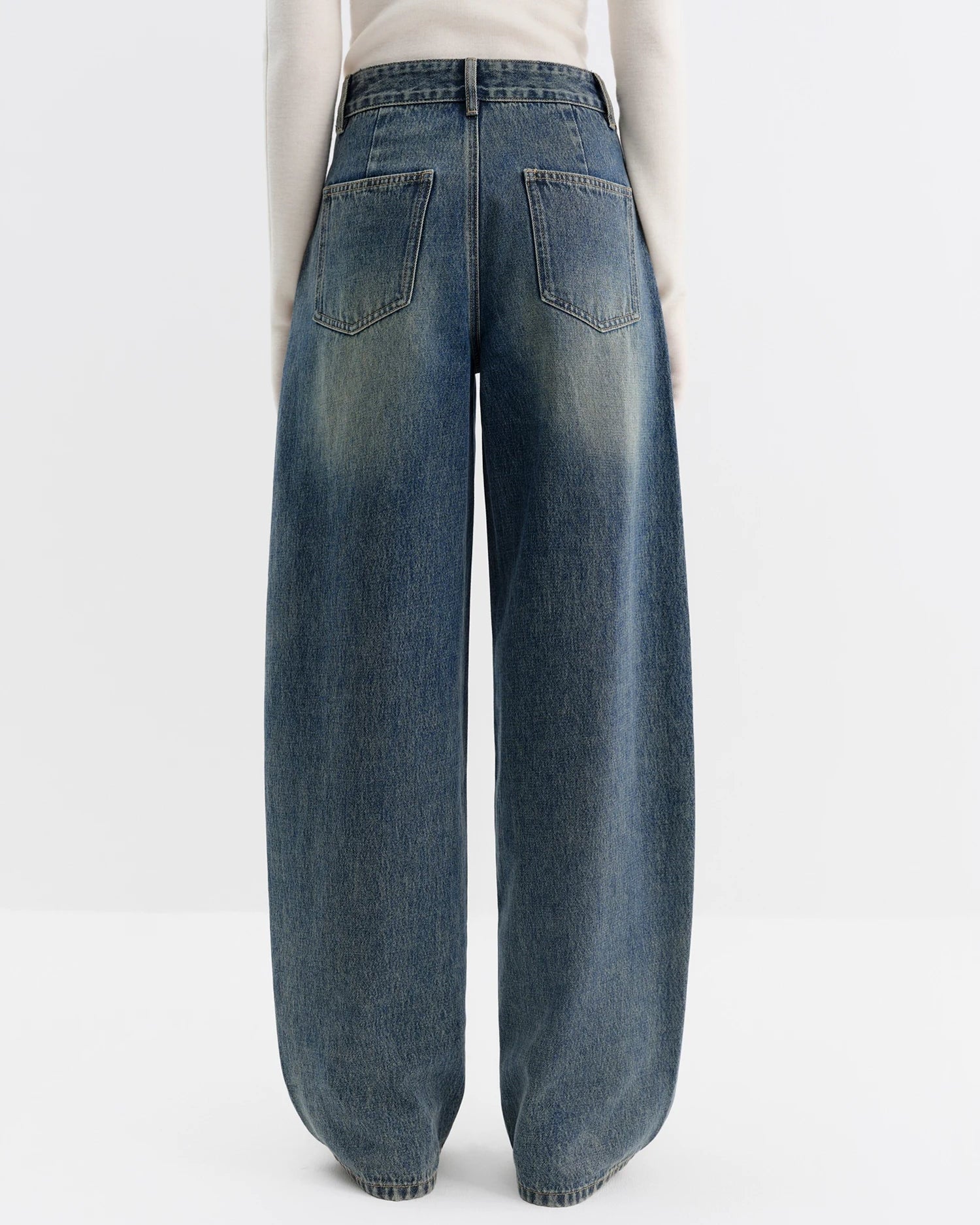 Retro High-Waisted Wide-Leg Jeans
