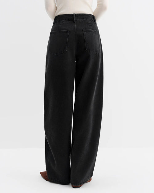 Retro High-Waisted Wide-Leg Jeans