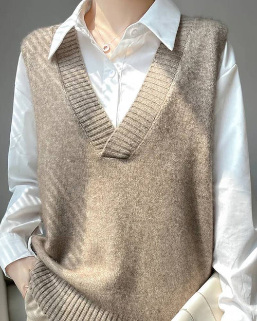 Cashmere V-neck knit waistcoat, relaxed fit, ribbed armholes & hem, heather taupe—luxury layering piece for winter workdays or weekend tailoring.